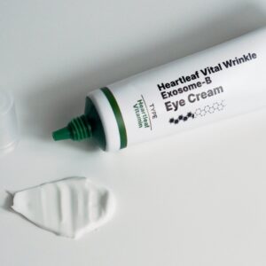 K-beauty eye cream με Heartleaf και Centella Asiatica